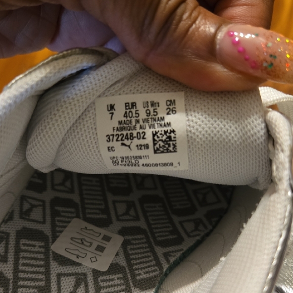 Puma Silver Sneakers Classic Low-Top Design - Picture 4 of 4